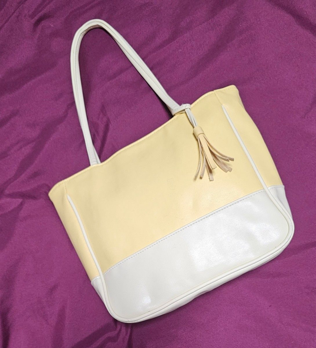 Women's Tote Bag with Bi-Color Tassels - Ivory & Yellow