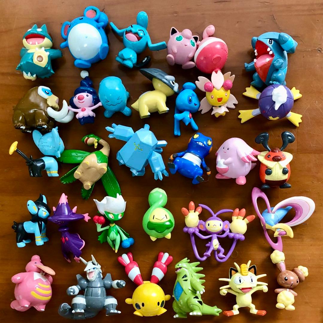 Pokemon Moncolle Monster Collection 31-Piece Set