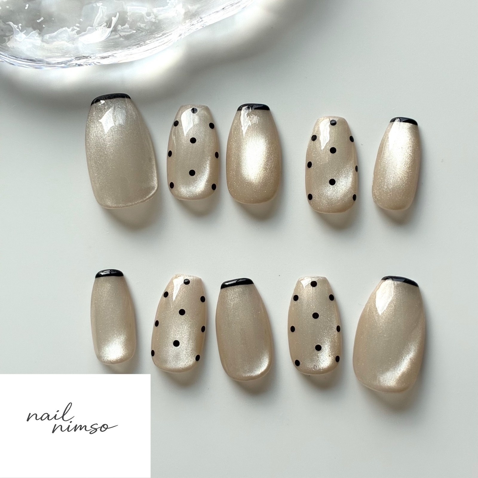 Nail Tips Nuance Plump Individualistic Simple Nail Black Nail Magnetic Nail Tip Invited Bridal Wedding Summer Nail Polka Dot