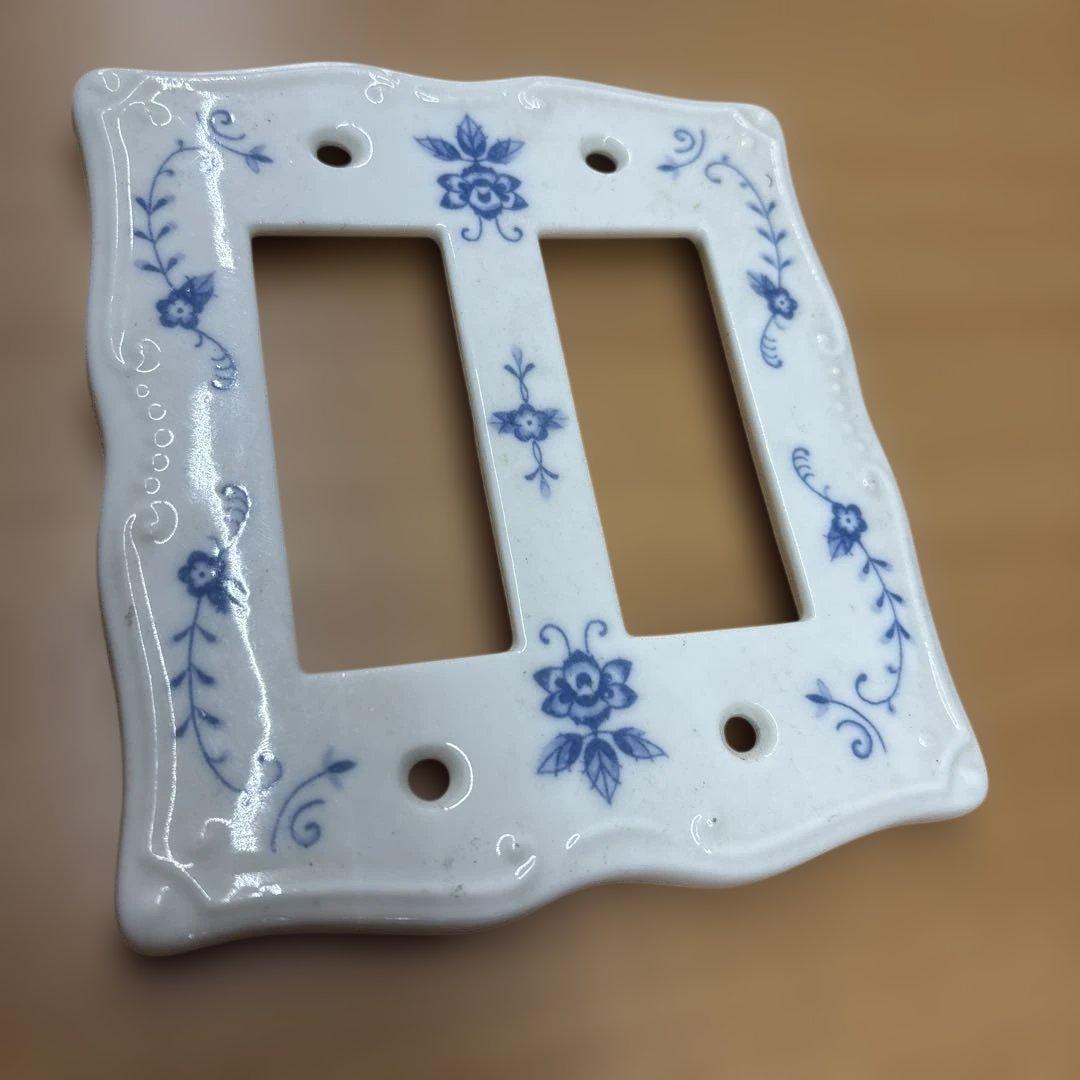 Ceramic Switch Cover for 2-Gang, Floral Pattern, Blue