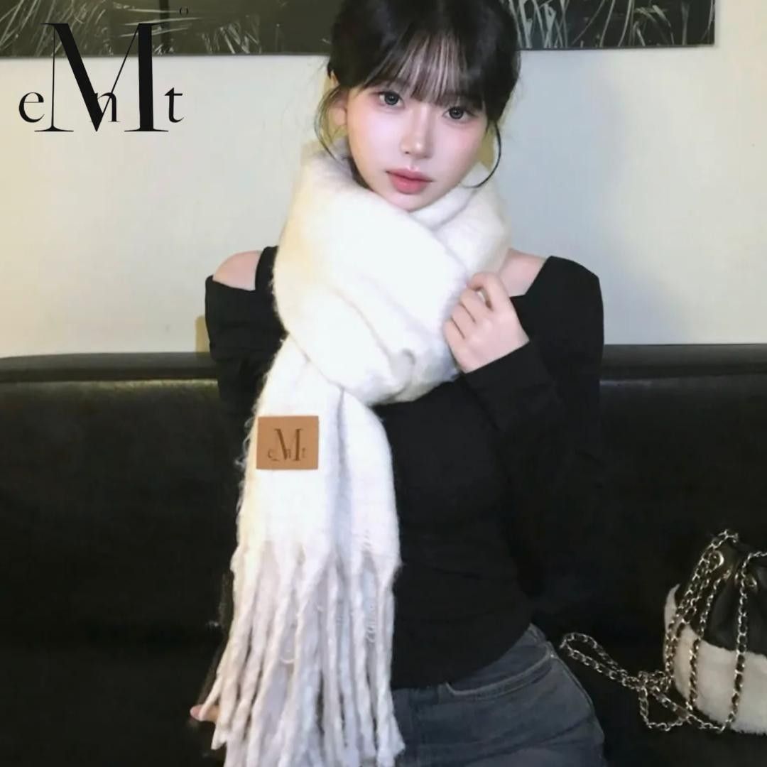 全新未使用韩国MUSENT象牙白围巾★