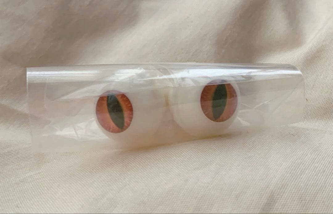 Volks Doll Eye 16mm Cat Eye Red x Yellow