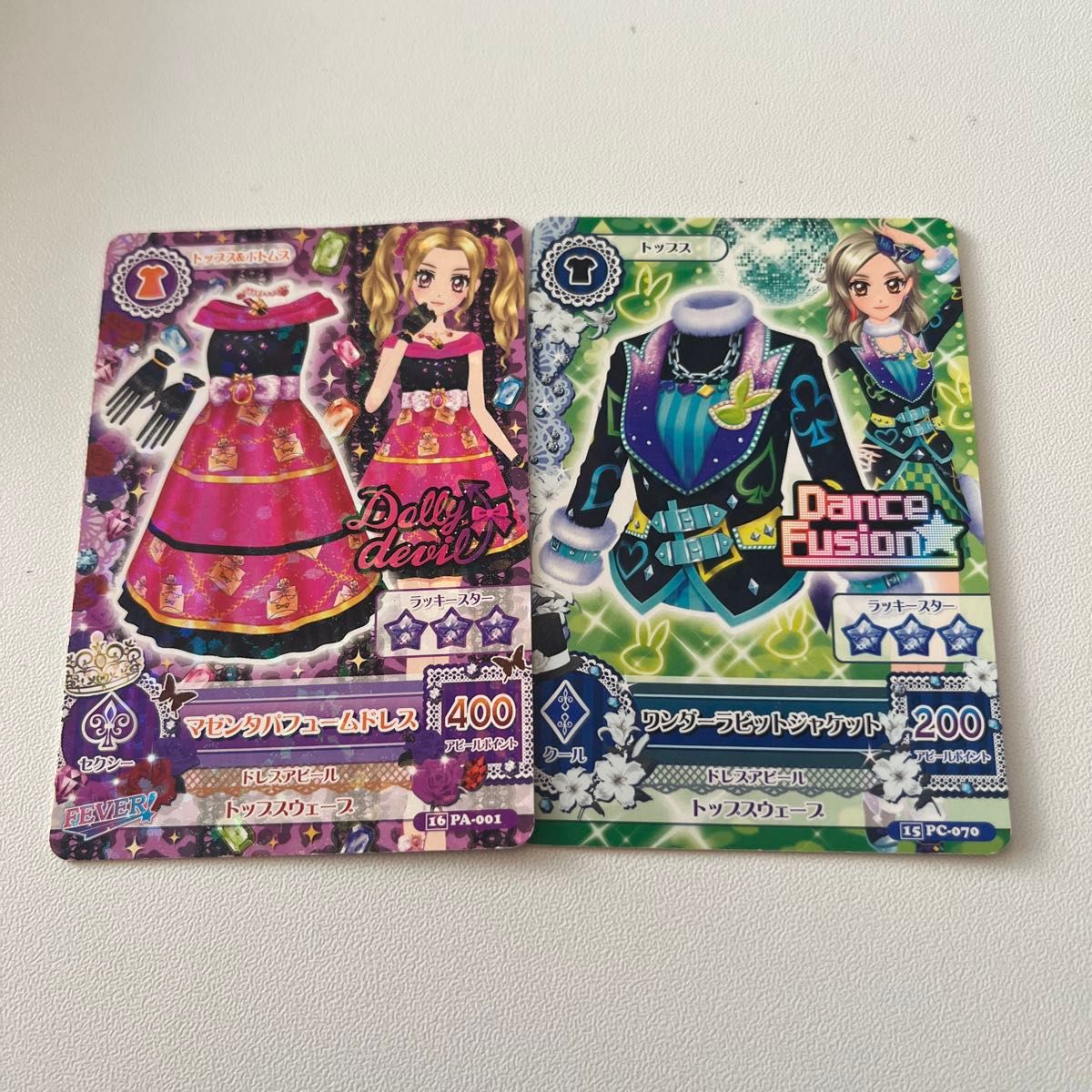 Aikatsu Cards 2-Piece Set Magenta Perfume Dress Wonder Rabbit Jacket