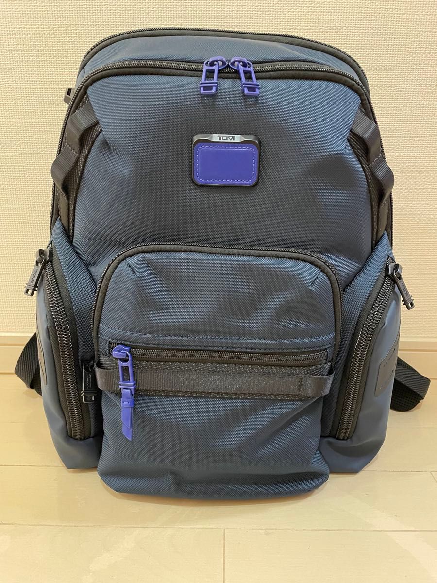 TUMI 为 ANA ALPHA BRAVO 设计的导航系列背包