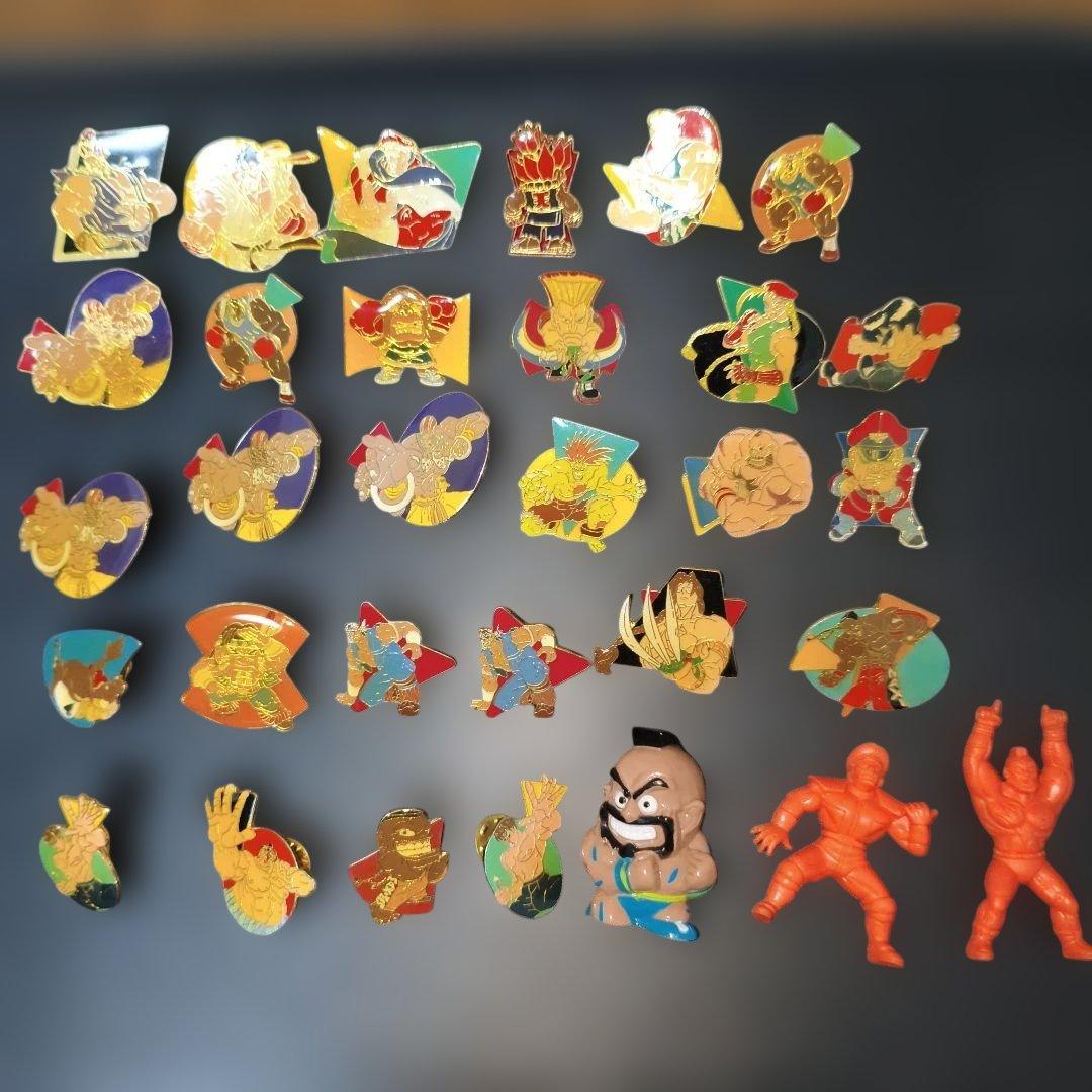Retro Rare Street Fighter Pin Badge Figure Lot