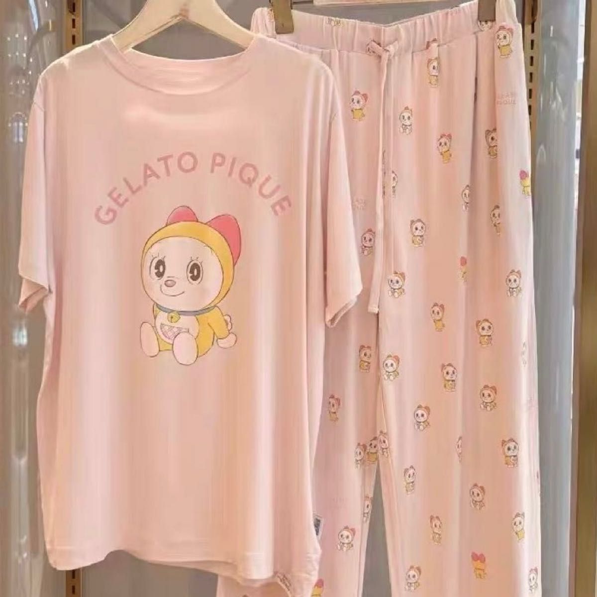 杰拉托皮克 德拉米酱 室内服 上下套装 粉色