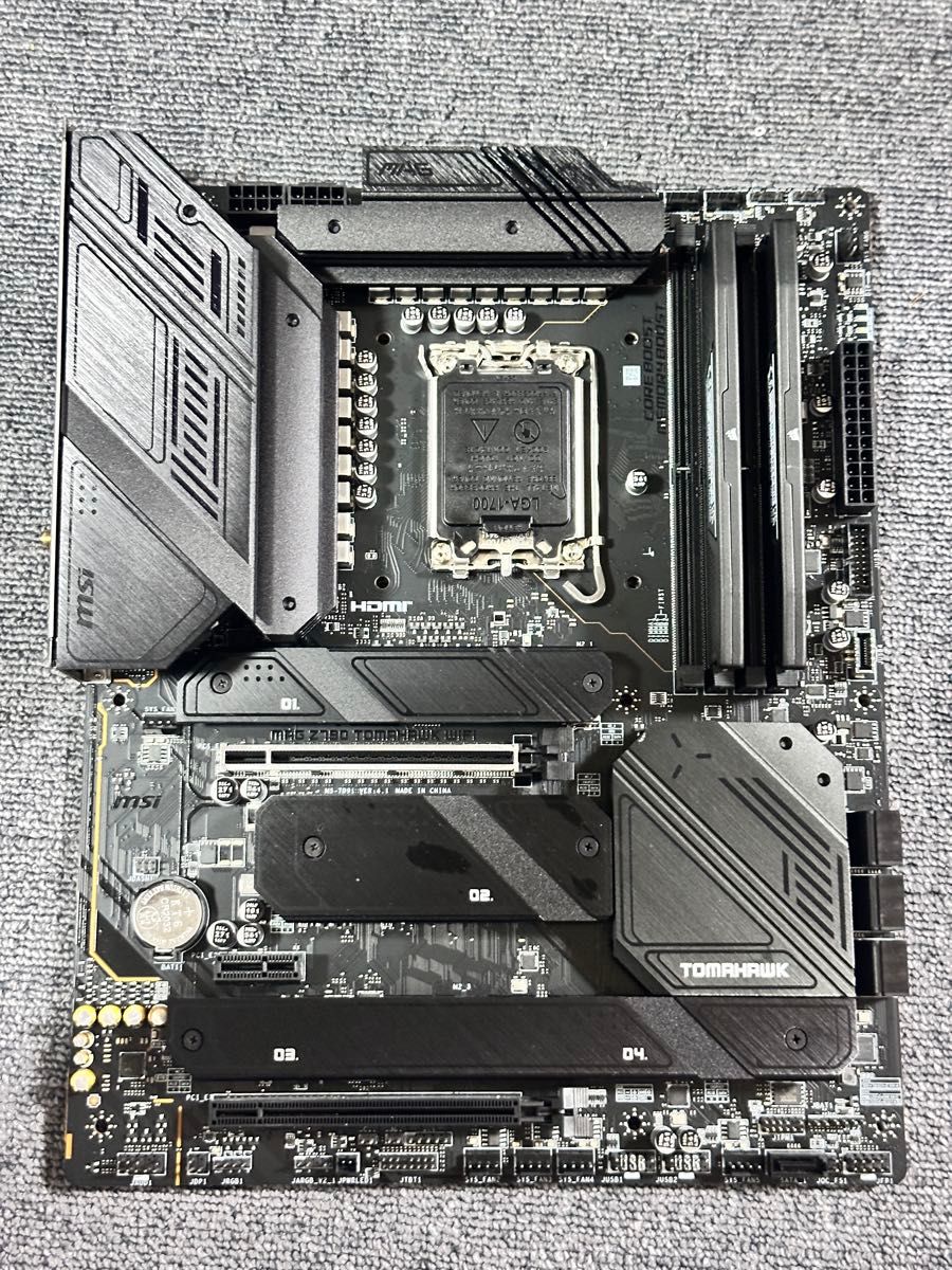 MSI MAG Z790 TOMAHAWK WIFI 主板 + 内存 Corsair DDR5 32GB