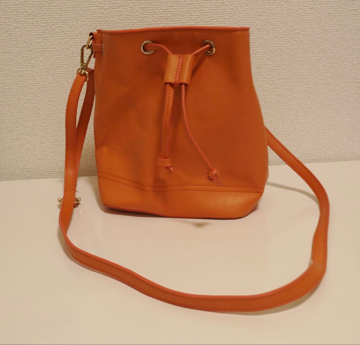 【【Large Capacity】Drawstring Shoulder Bag Orange Pet Bottle Storage Possible Wide Gusset Crossbody