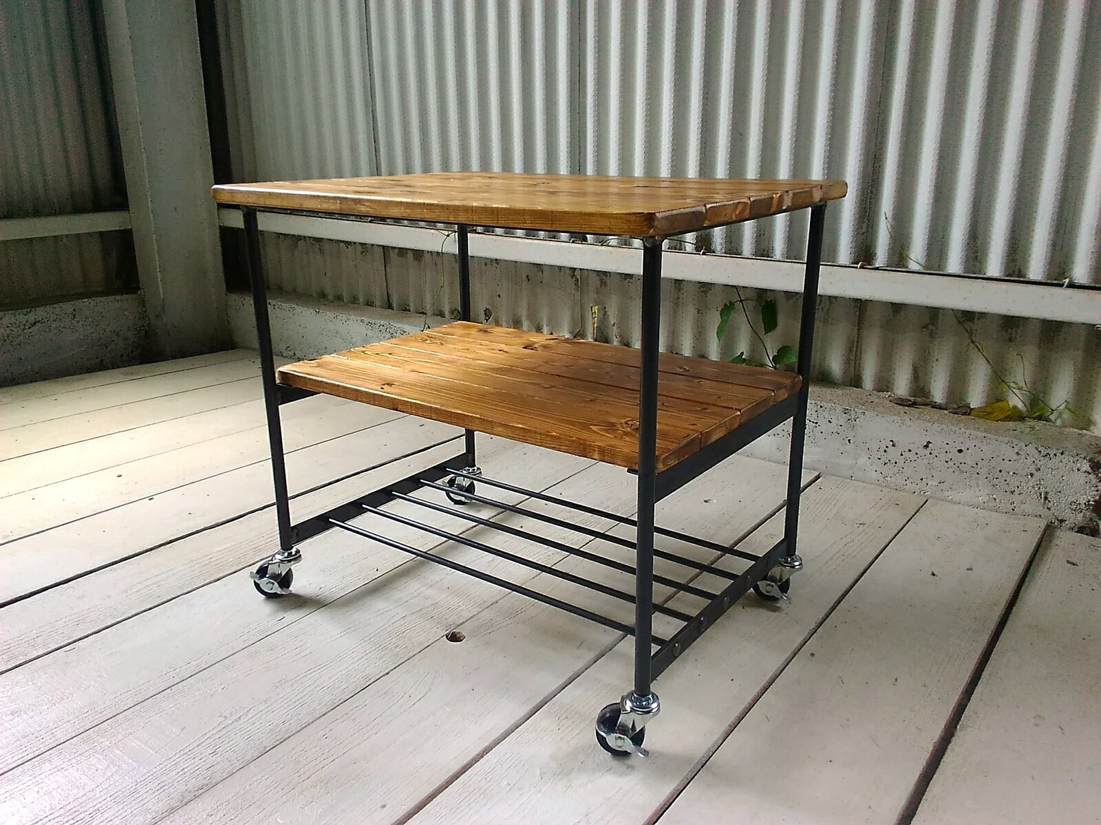 【新作】《坚固》《全面焊接》【成品】艾恩伍德打印机机架/成品带脚轮的迷你面包车电视台侧桌店铺什器工业