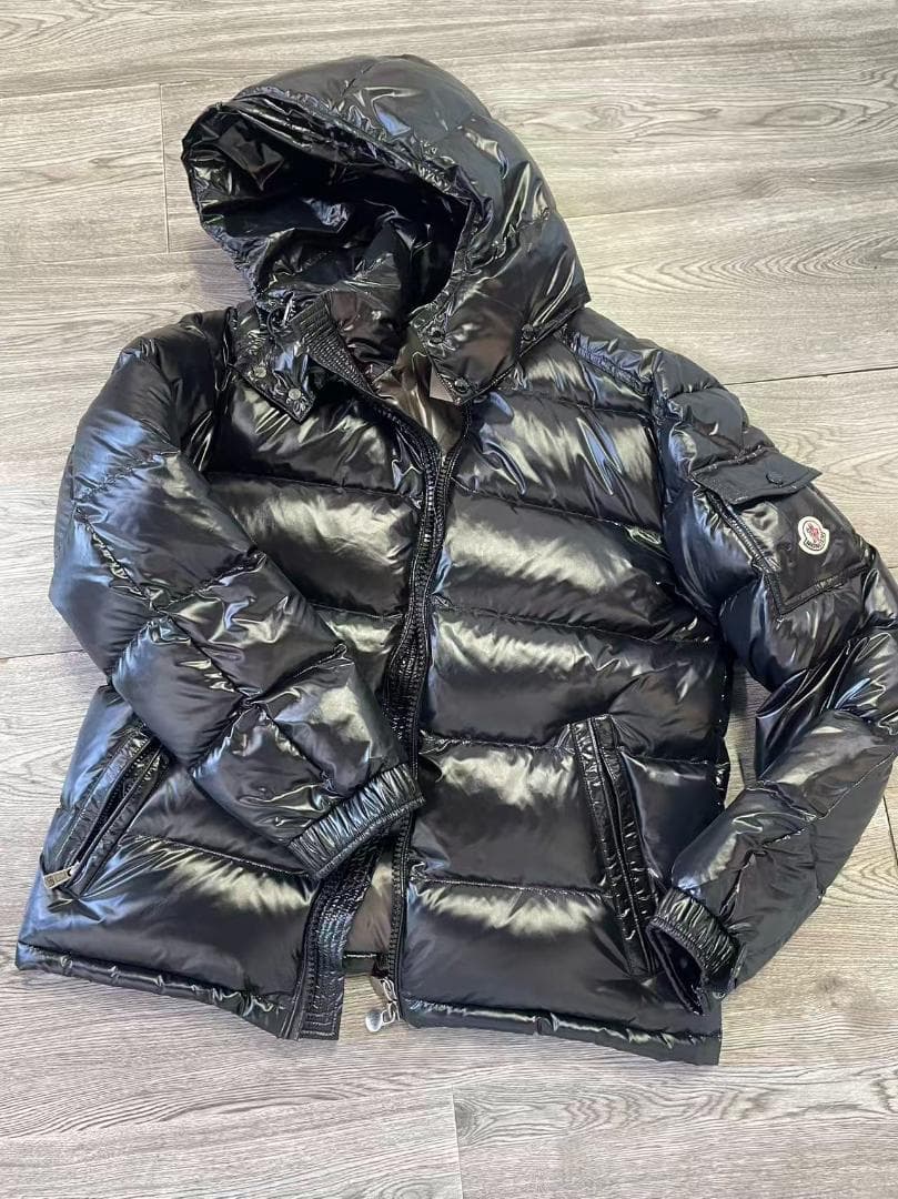 MONCLER 黑色羽绒服 尺码1