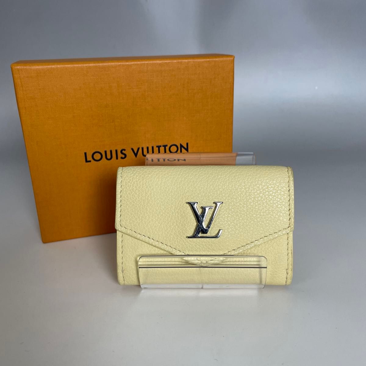 Louis Vuitton 極美品 ロックミニ バナナ 三つ折り財布 ヴィトン