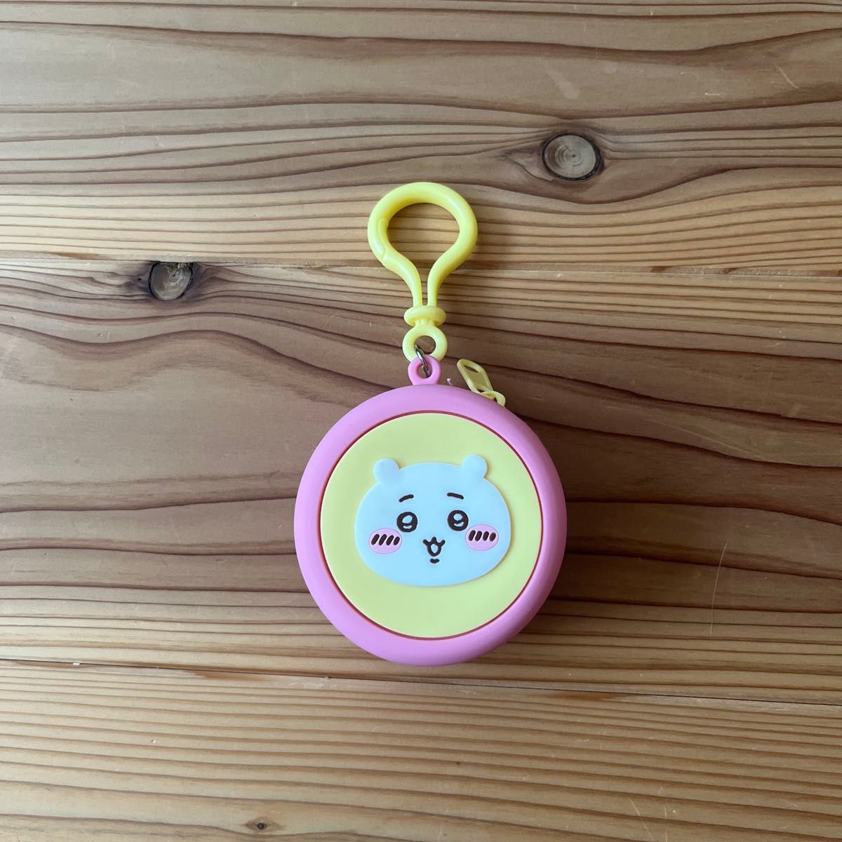 Chiikawa Round Mini Silicone Pouch Pink Yellow Small Item Case