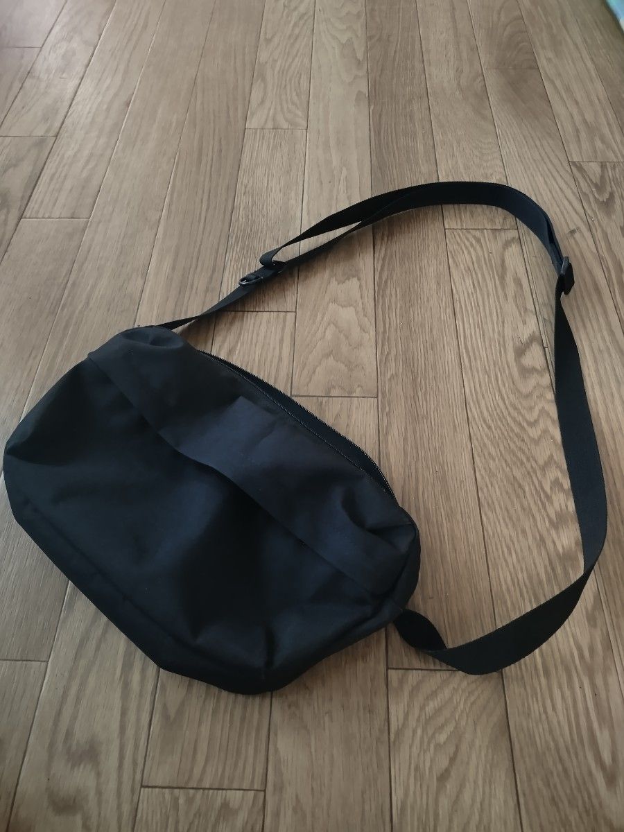 无印良品 再生聚酯纤维 带后袋 斜挎包