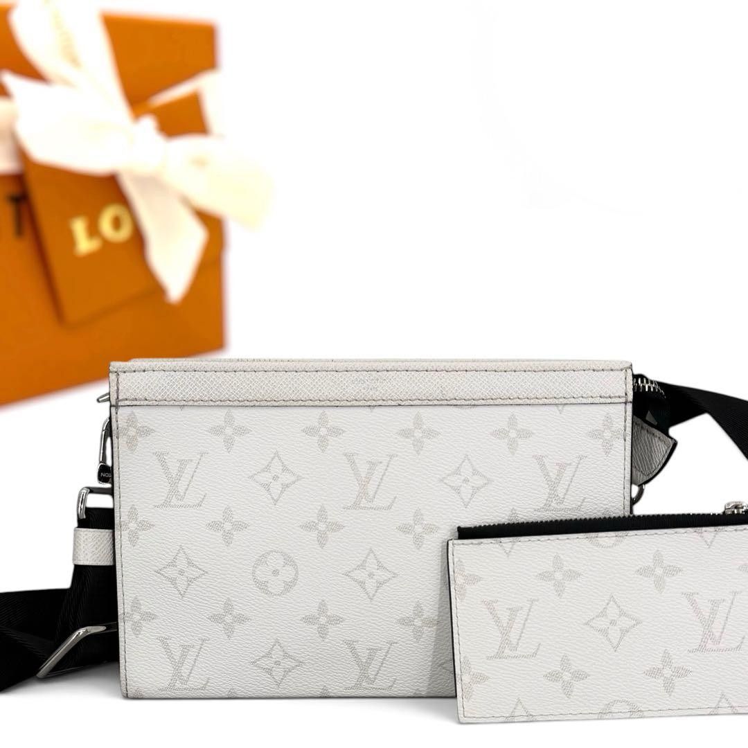 未使用级 路易威登 单色图案 日食 加斯顿 可穿戴钱包 LOUIS VUITTON 斜挎包