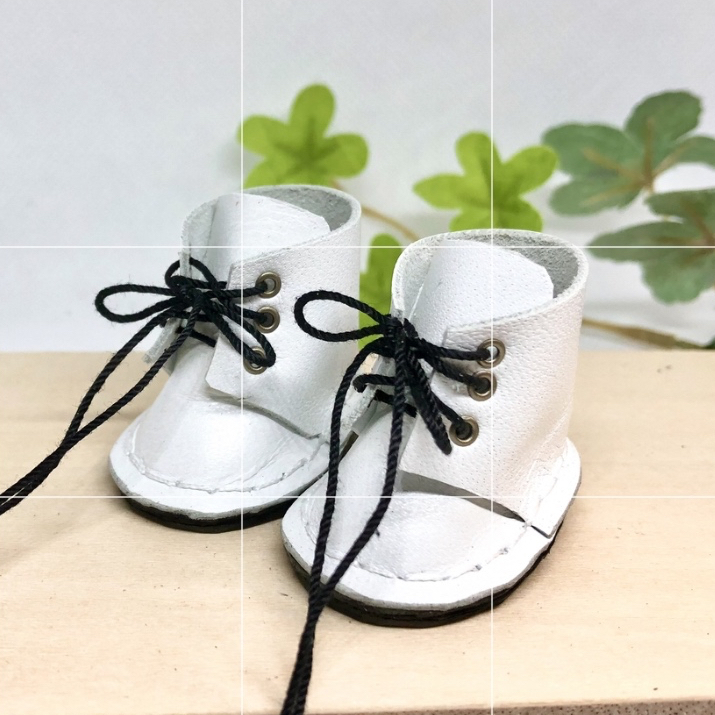 皮革工艺 关朱迷你款圆形靴子 一只 迷你靴。