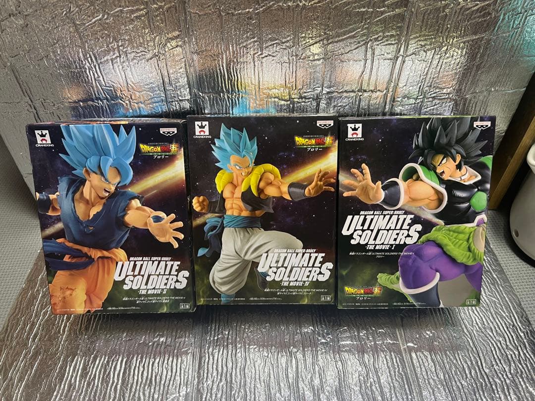 龙珠超 ULTIMATE SOLDIERS 手办 3种套装