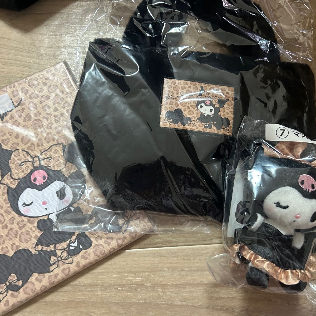 Sanrio Kromi Lottery Brown 3-piece Set Mirror, Mascot, Tote Bag