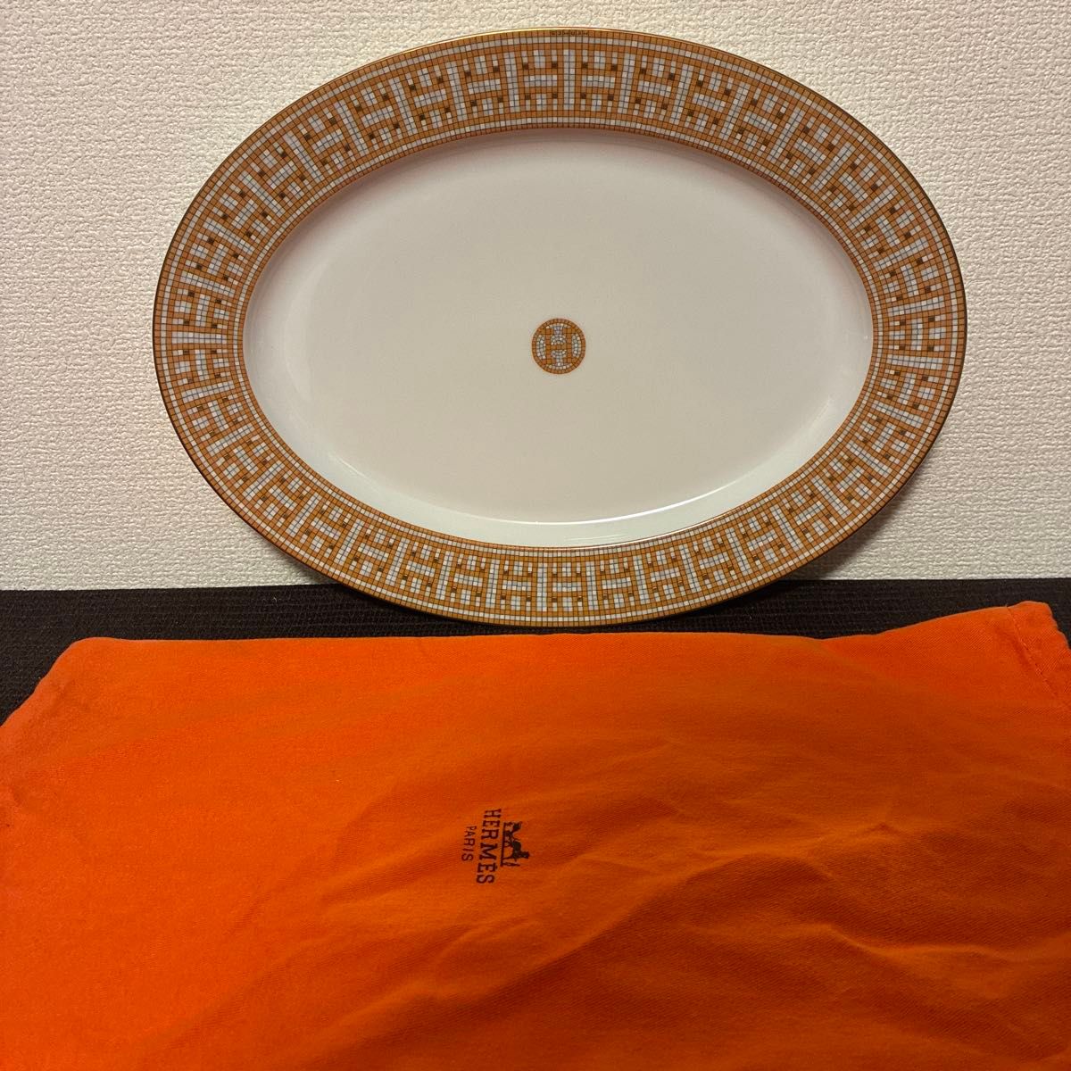 爱马仕 范卡特尔 金色椭圆形餐盘