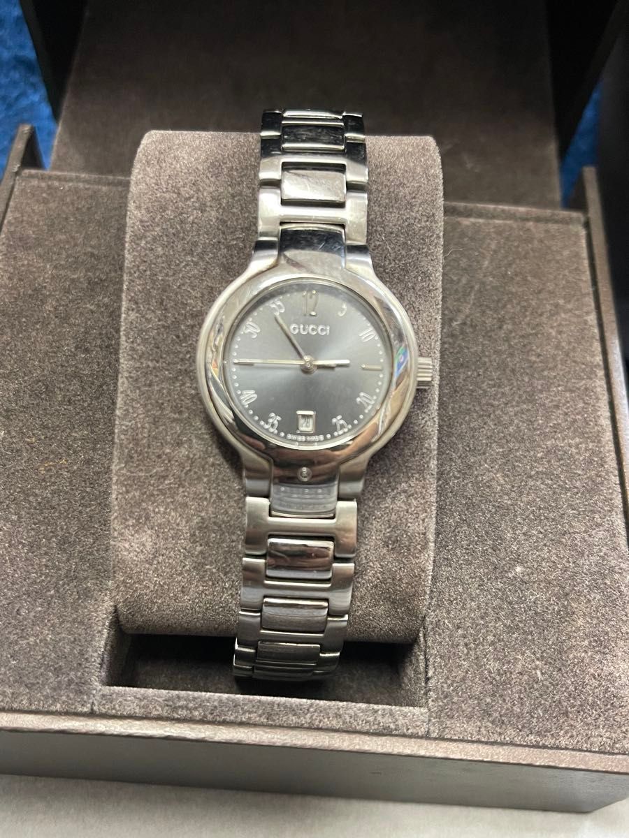 古驰Gucci 8900L女士石英腕表 带日期 新品电池 正常运行
