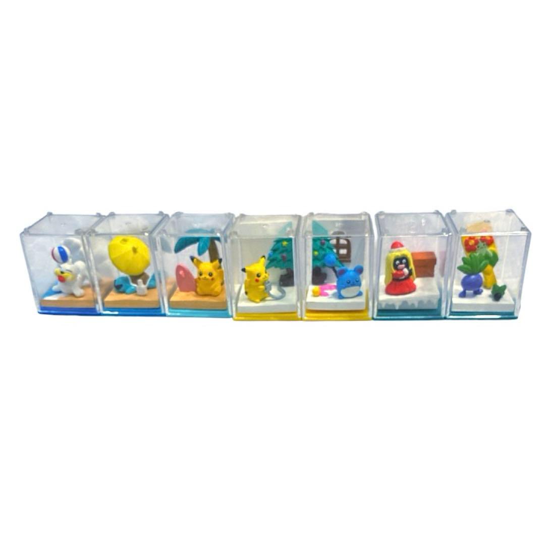 Rare Pokémon Party 4 Figure Diorama Pikachu & Mewtwo