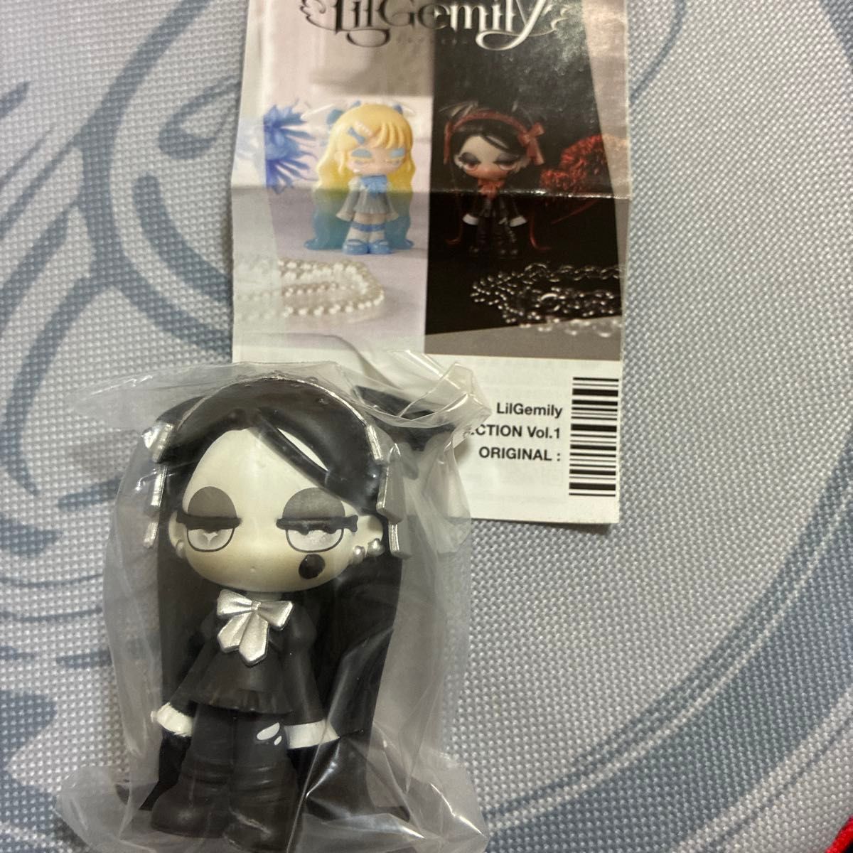 LilGemily FIGURE COLLECTION Vol.1 Darkness monotone 手办