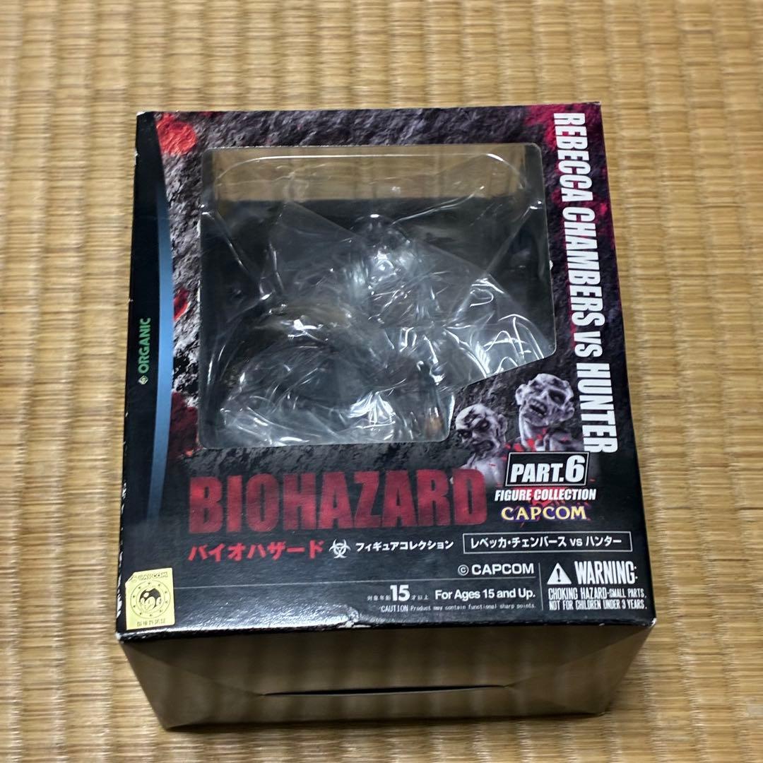【稀有】生化危机 手办收藏系列 蕾贝卡对战猎人