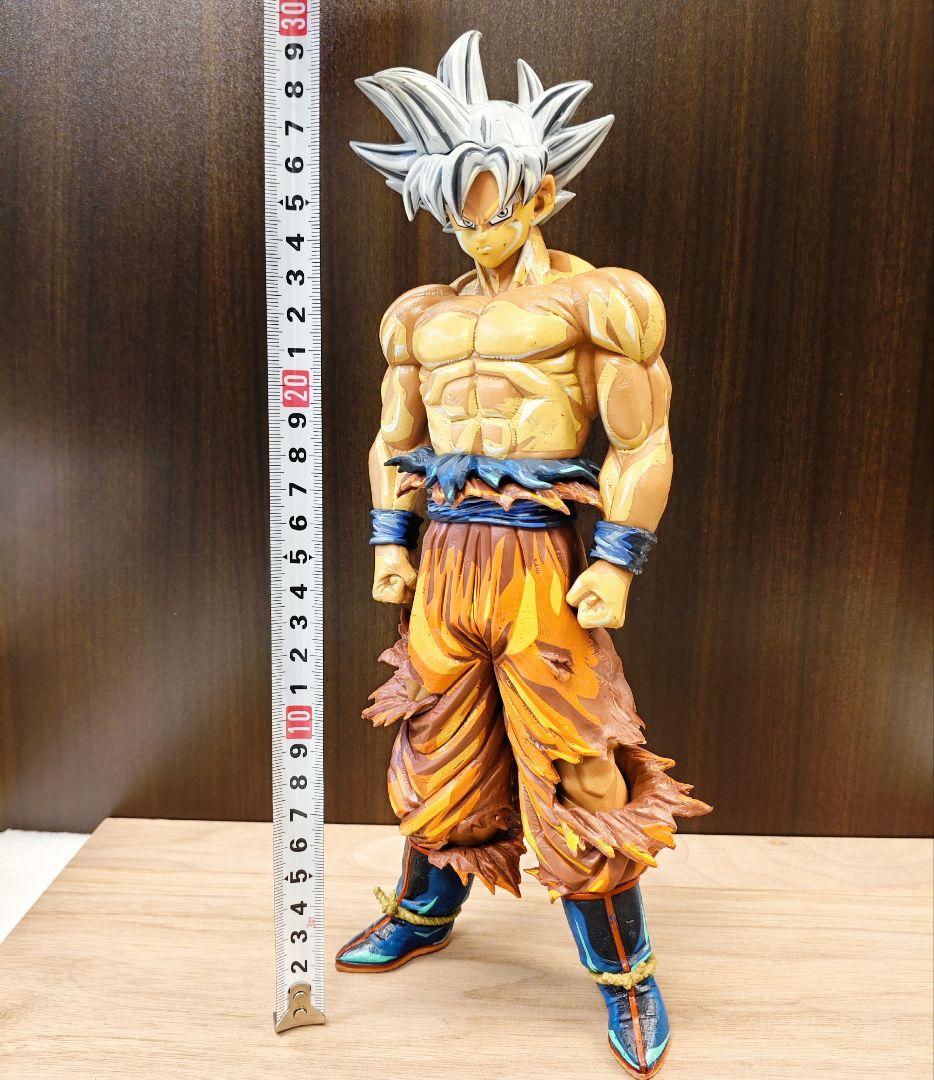Dragon Ball Super Saiyan Goku Large Figure 30cm Silver Hair Goku