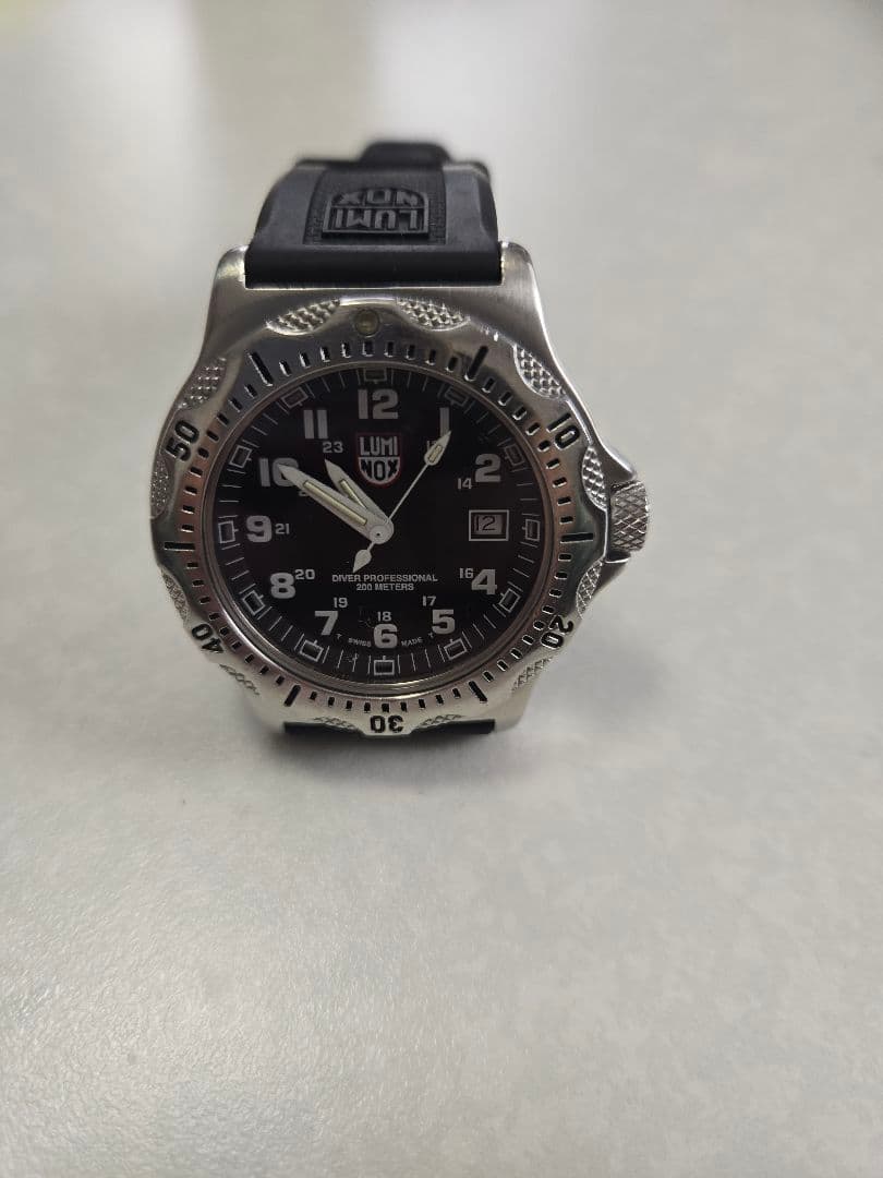 LUMINOX DIVER PROFESSIONAL 200 METERS
