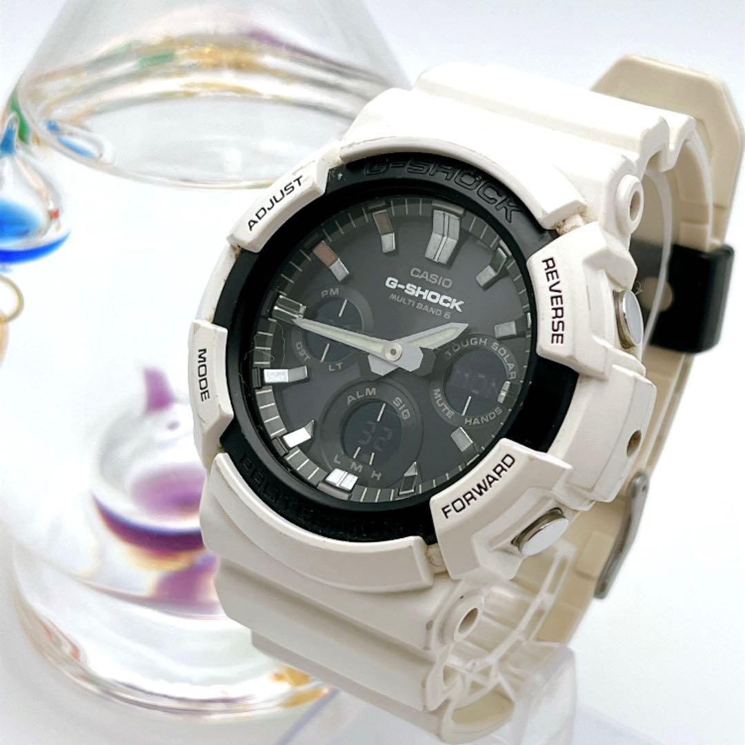 CASIO Operational item G-SHOCK GAW-100B-7AJF Men's white wristwatch