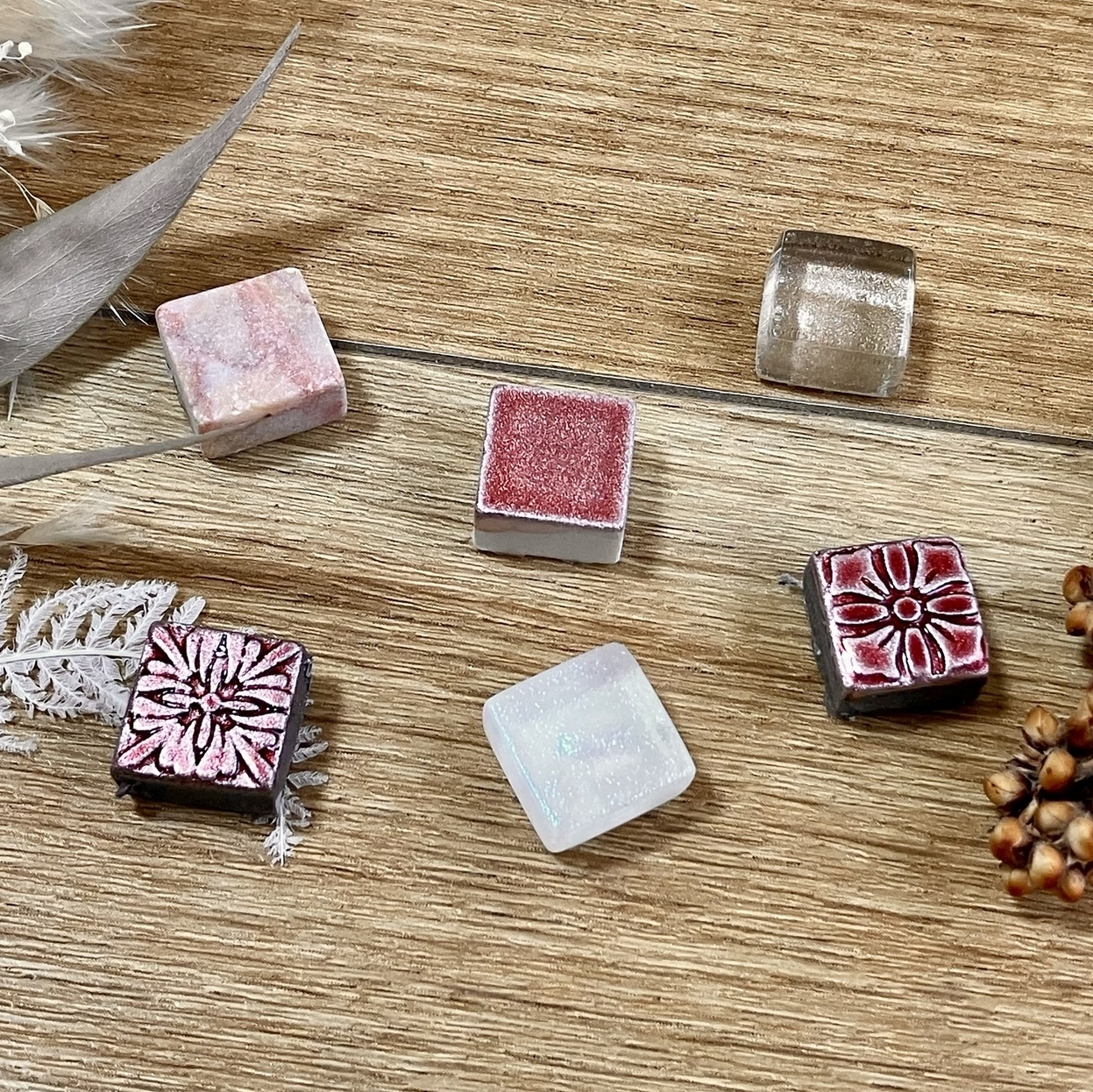 强力磁铁!像宝石一样的磁铁香槟粉色 & 古董红色 & 白色帕维尔马赛克瓷砖可爱时尚内庆祝小礼物