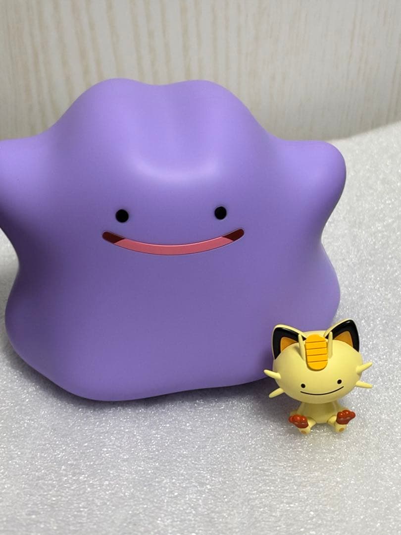 Funism Pokemon Nyaace Mini Figure Hyakushin Kairaku with Metamon Case