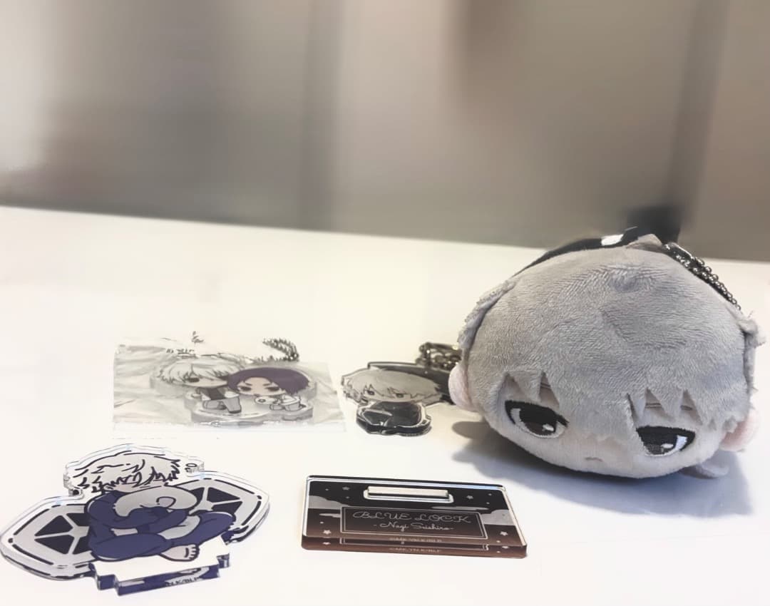蓝色监狱 凪诚士郎 周边套装 毛绒玩具 亚克力钥匙扣