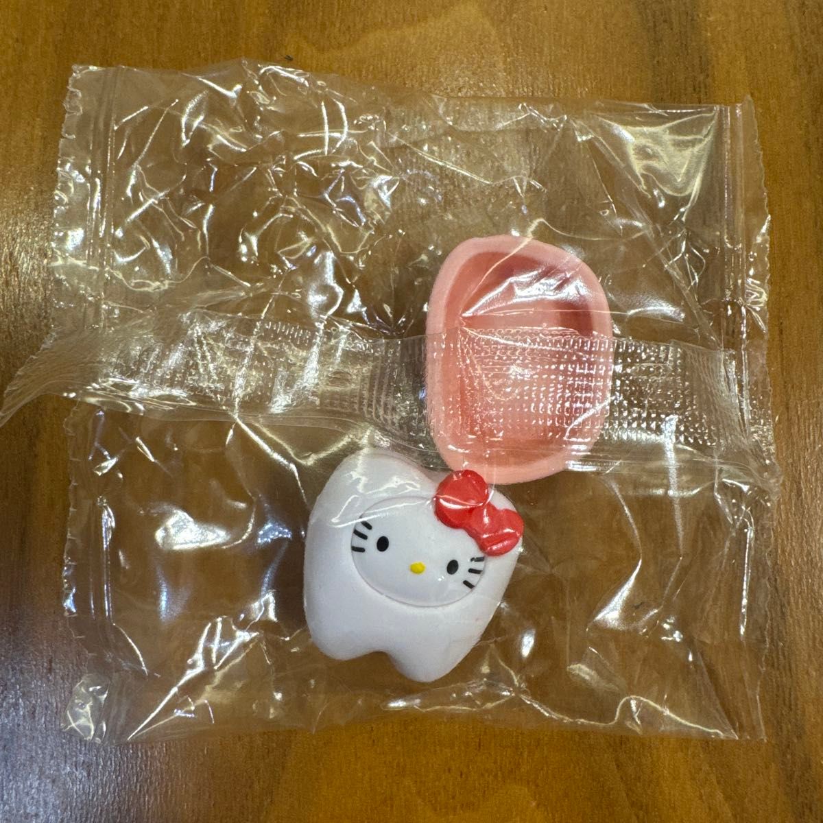 Hello Kitty 大家一起咬住! 牙齿 手办 扭蛋 Sanrio