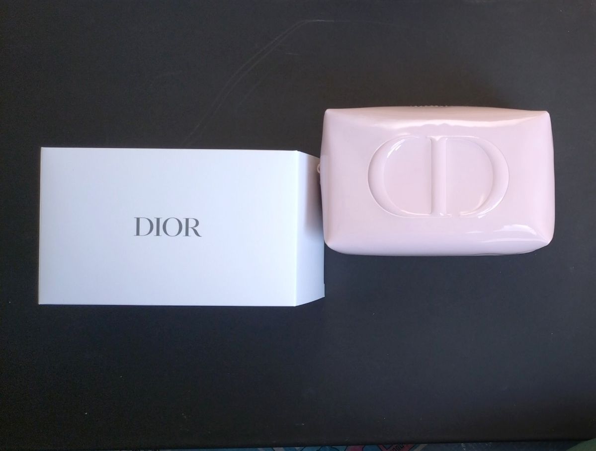 【DIor 钱包】Christian Dior 克里斯汀·迪奥 赠品钱包 粉色漆皮 CD Logo