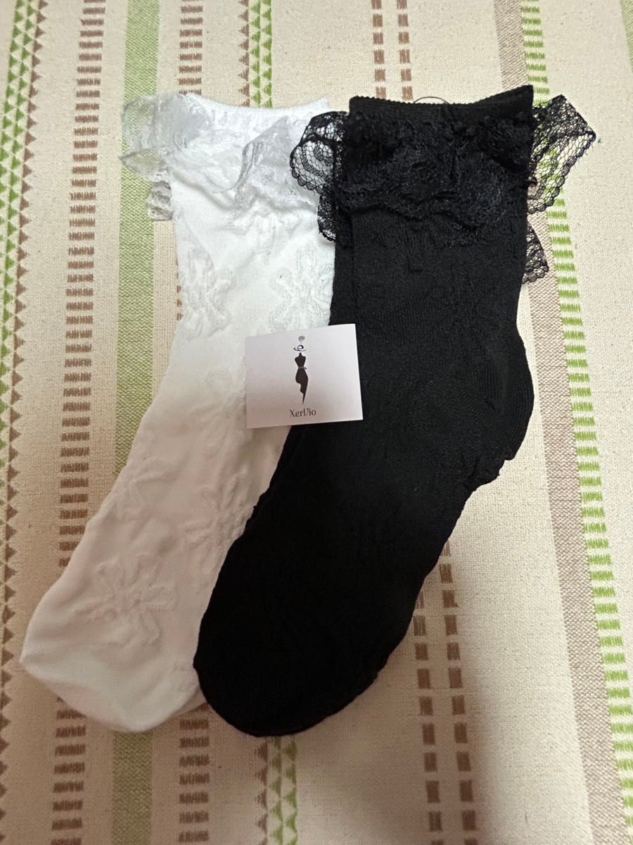 蕾丝荷叶边袜子 2双装 白色 黑色