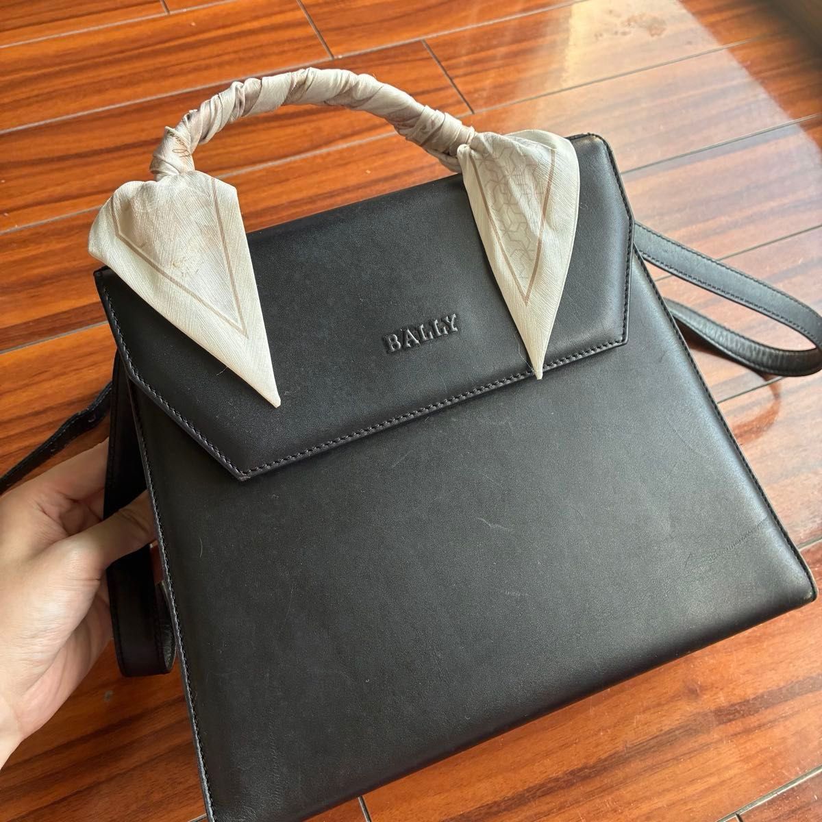 BALLY 巴利 皮革 斜挎包 黑色 手提包