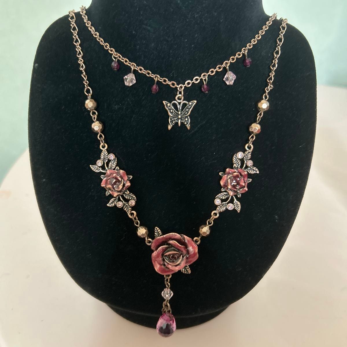 axes femme Necklace 2-Piece Set Butterfly Rose Motif Purple Series