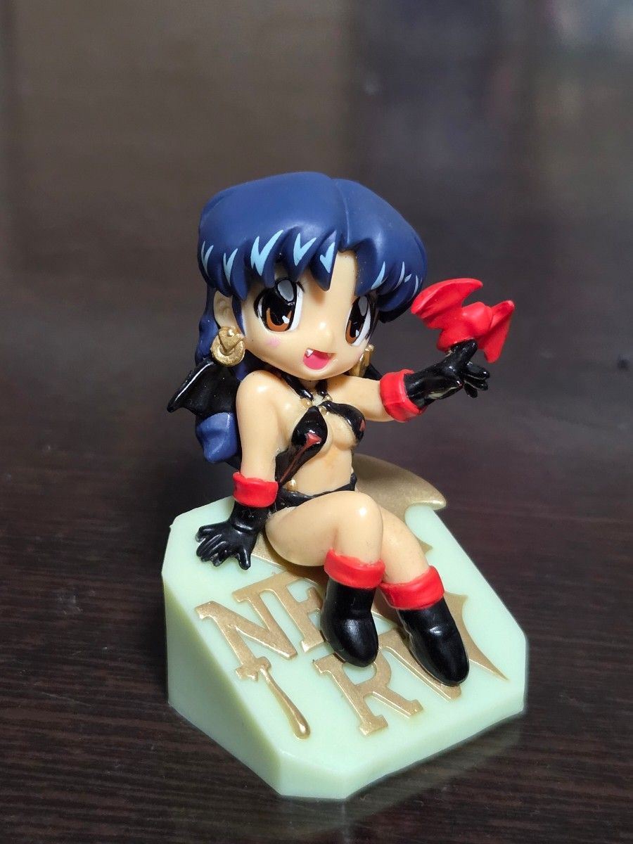 新世纪福音战士 万圣节迷你展示手办 葛城美里 SEGA