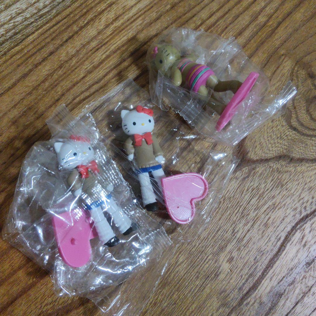 Hello Kitty Style Up Figure Collection