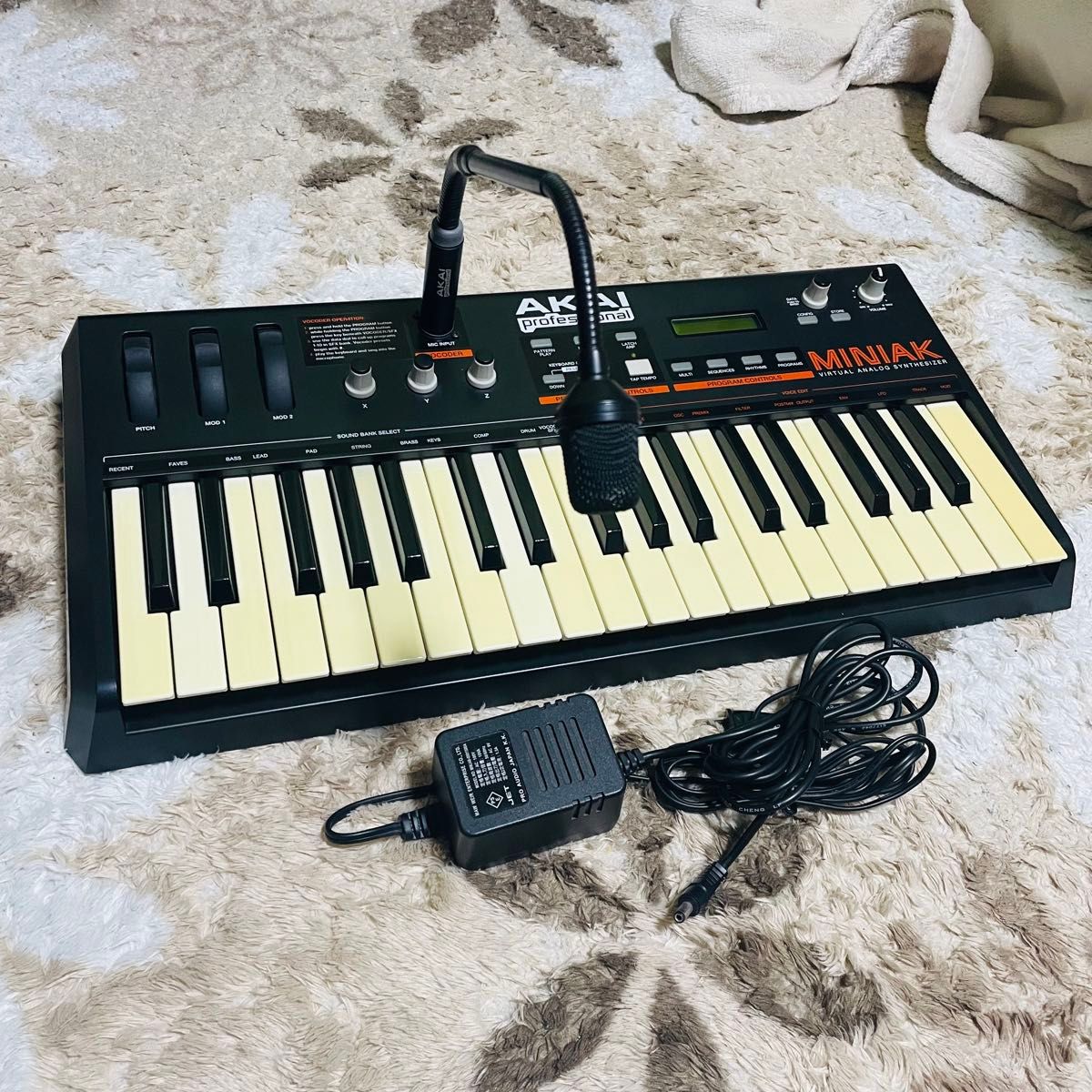 AKAI MINIAK合成器录音机
