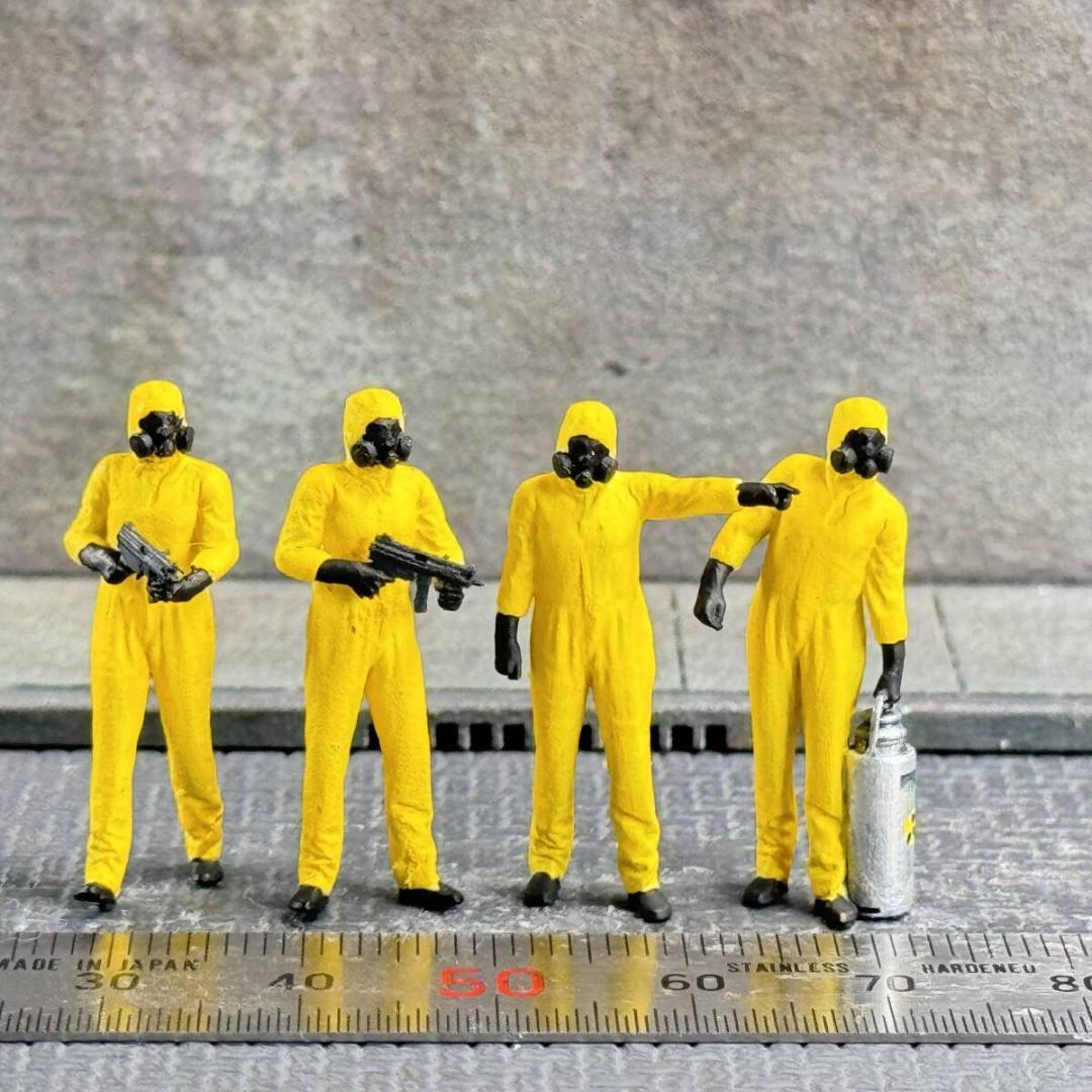 【CJ-751】1/64 比例 穿着防护服的战斗人员 4人套装 手办