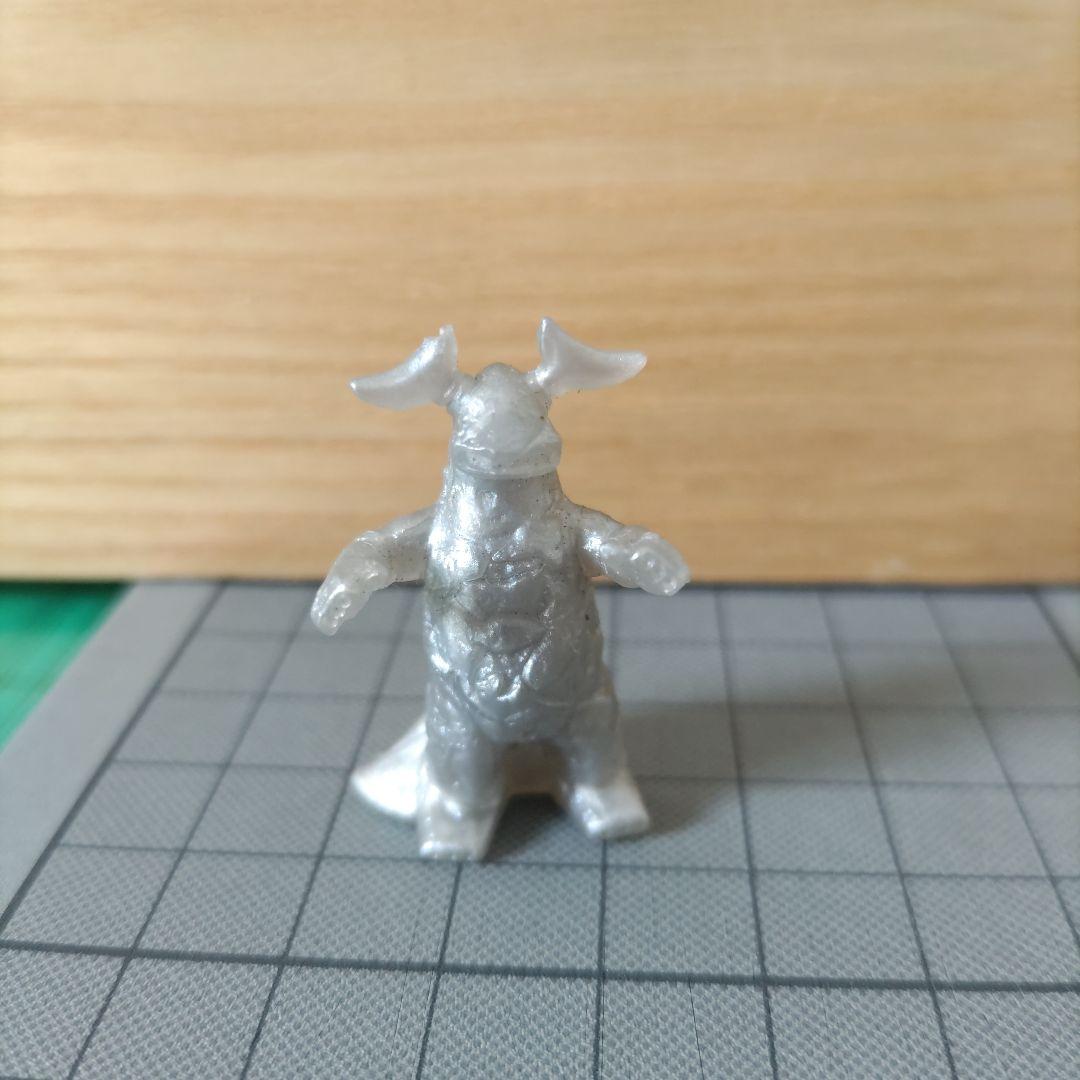 Ultraman Kaiju Figure Eleking