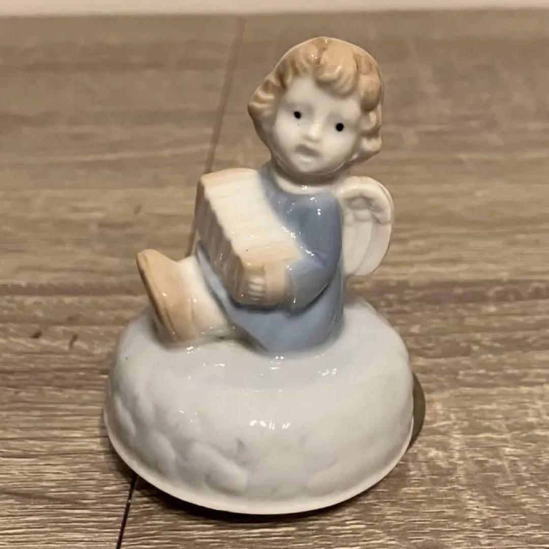 3F Rare Music Box Kato Kogeii Melodies Ceramic Angel Figurine