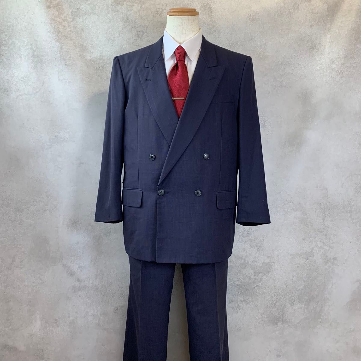 DORMEUIL 海军蓝双排扣西装 半衬里 开襟展示 LL