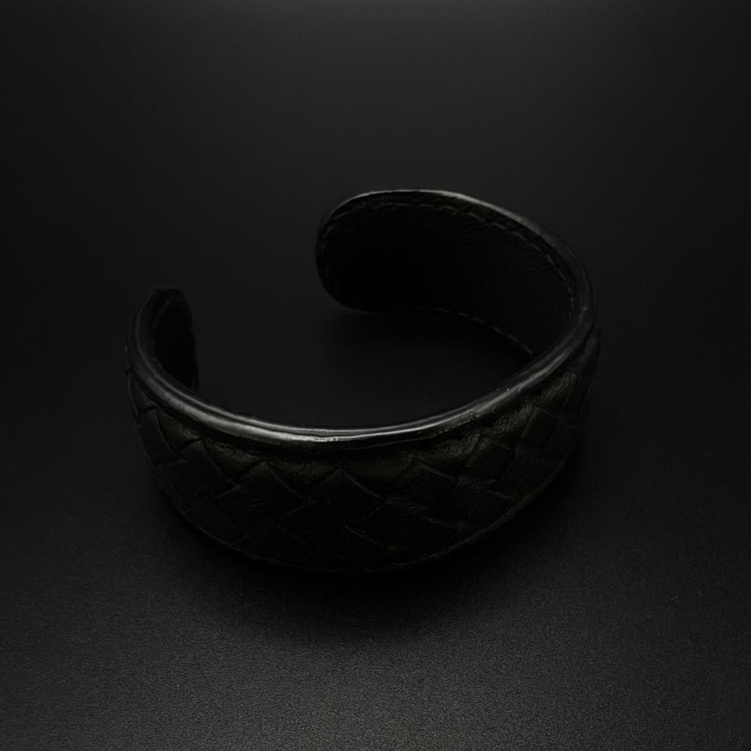 葆蝶家 皮革黑色编织手镯