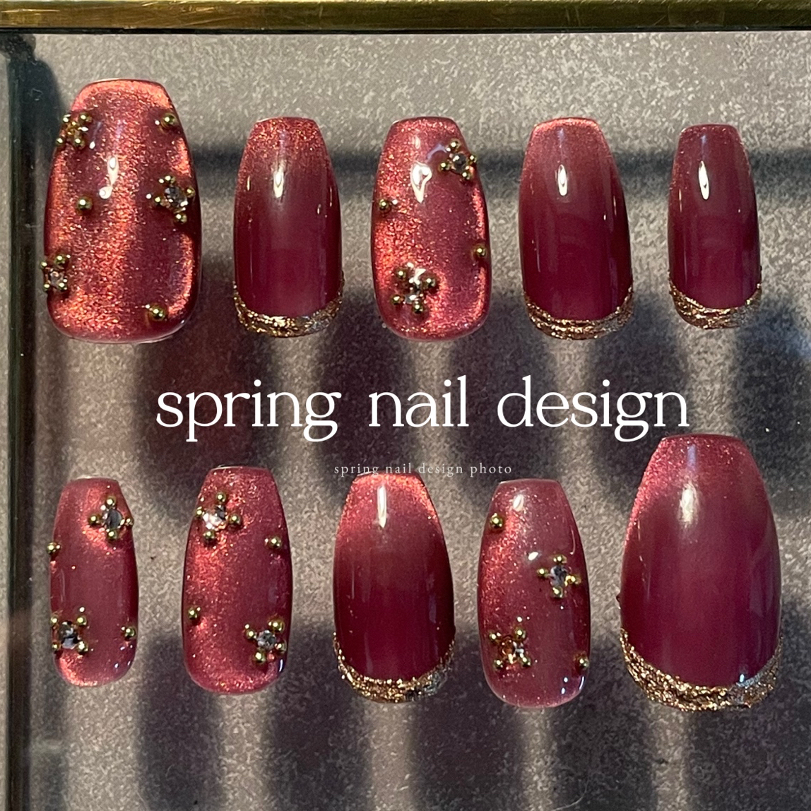 Enchanting Sparkle - Elegant Magnetic Nail Tips