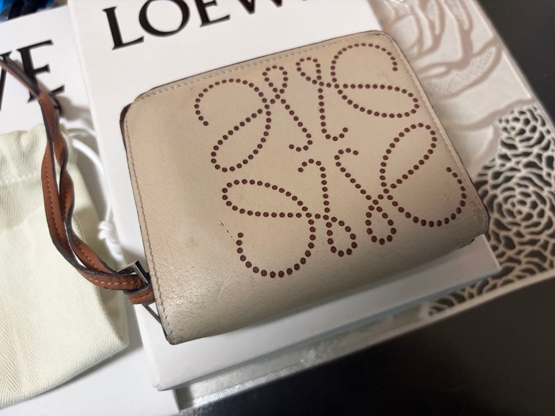 LOEWE模拟小型拉链钱包