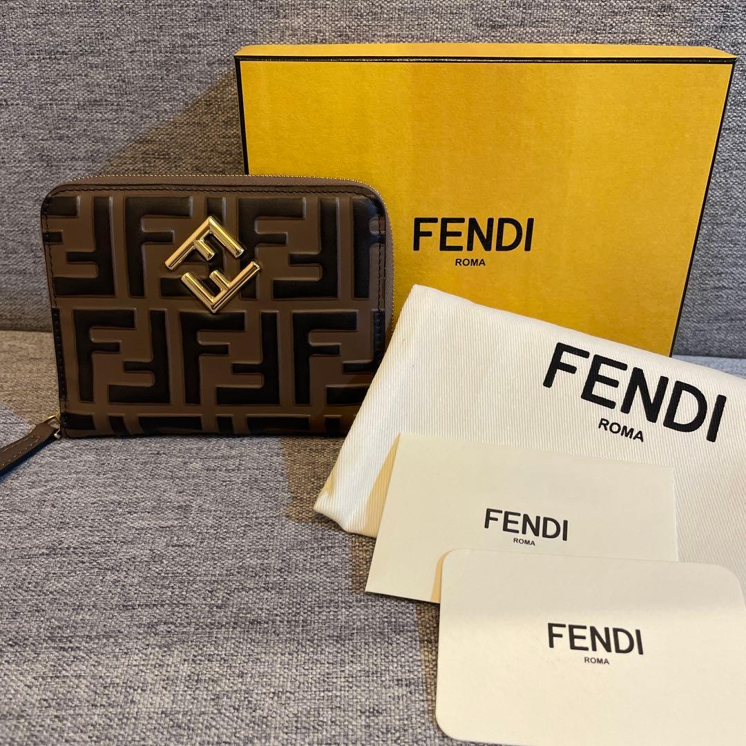 FENDI 二折钱包 FF标志☆