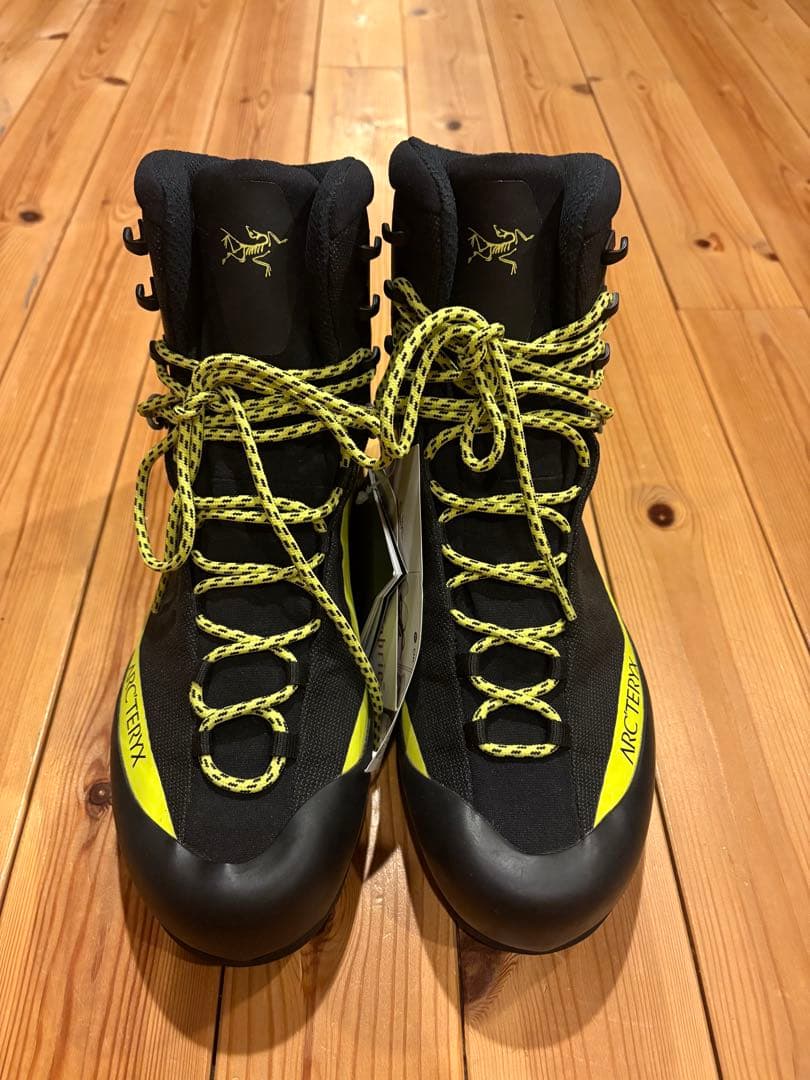 Arc 'teryx ACRUX LT GTX men' s 27cm新品未使用品
