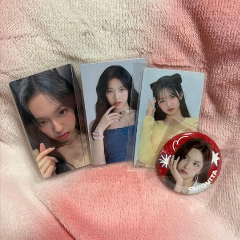 BABYMONSTER CHIQUITA Trading Card Can Badge Set